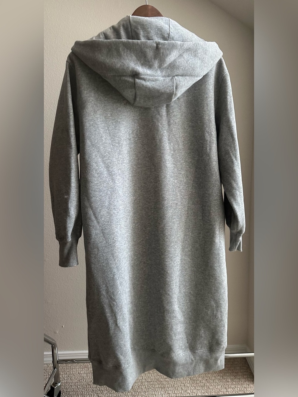 Nike Light Gray Longline Hoodie NWOT - Picture 4 of 5